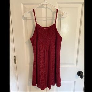 Crimson tailgate dress! Size M, fits small.